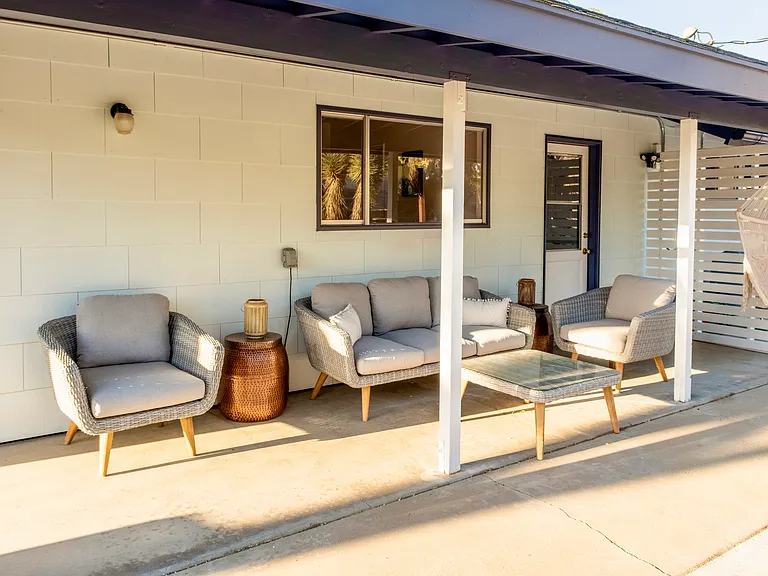 Back yard hang