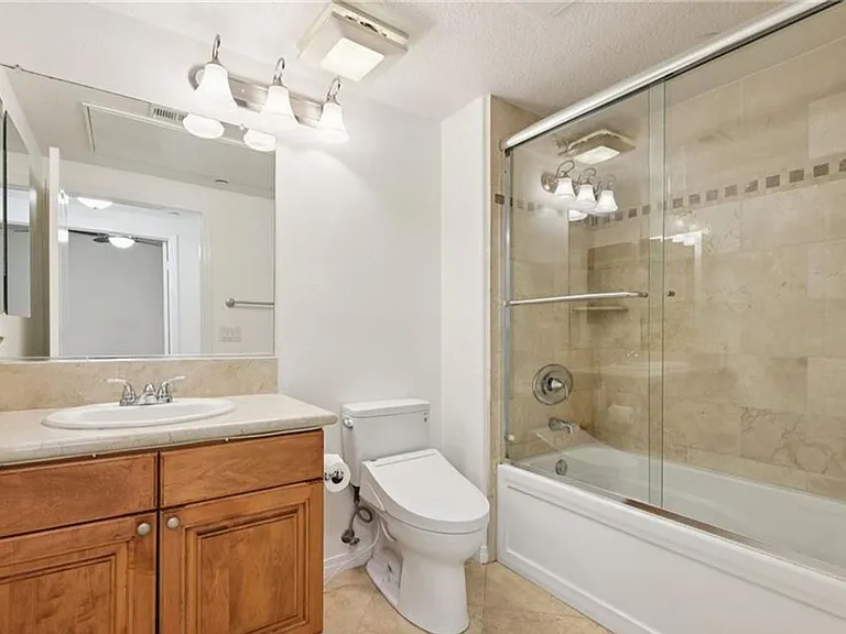 2750 Artesia Blvd #206 — Photo 14