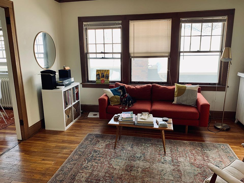 1st image of 3124 W 44th St #4