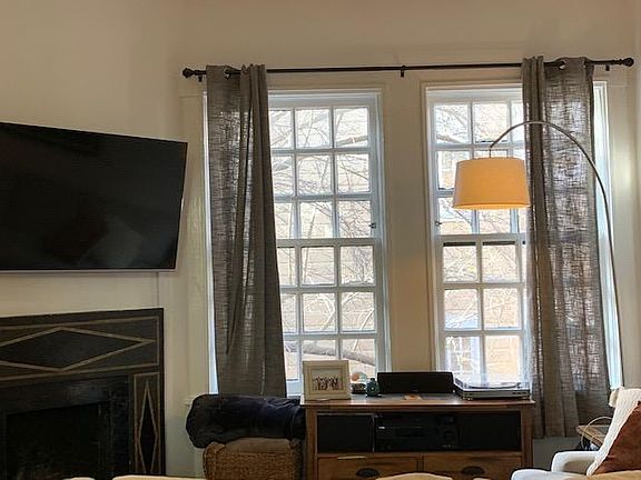 4th image of 1815 Broadway APT 10