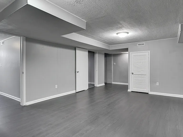 2110 S 50th St #1 — Photo 10