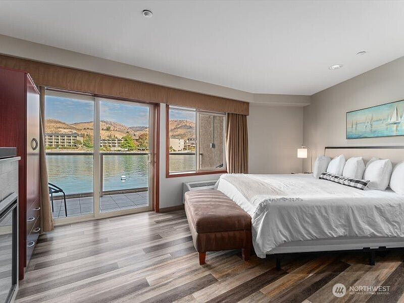 1st image of 322 W Woodin Avenue #713