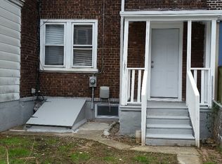 1081 N Common Rd, Camden, NJ 08104