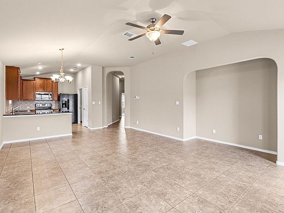 3rd image of 19308 Stokes Ln