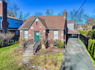 27 Haven Court, Nyack, NY 10960