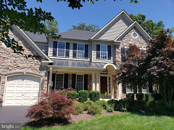 3rd image of 14080 Burnley Glen Ct