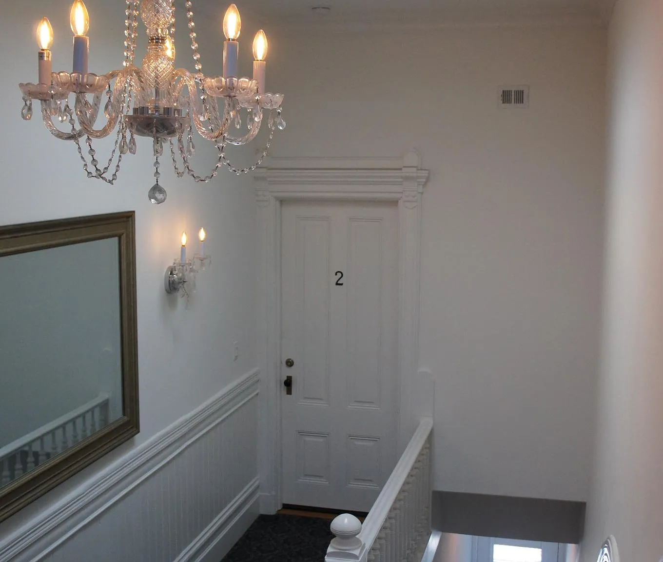 2 bed, 950 sqft, $7,250 — Photo 2