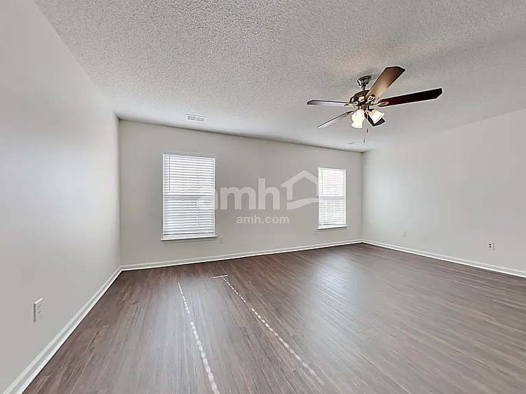1099 Moss Grove Dr — Photo 12