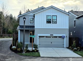Parkside At May Creek, Newcastle, WA 98056