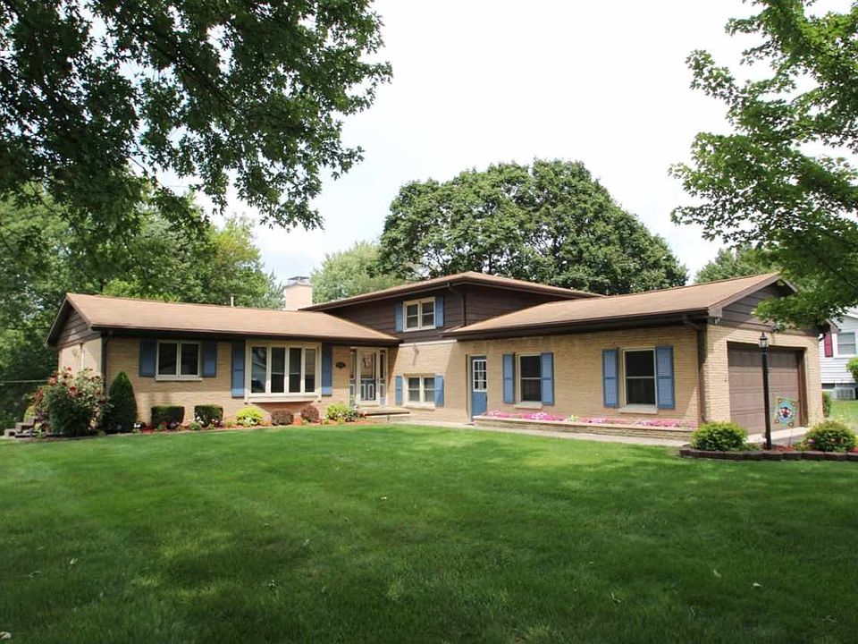 1st image of 106 Parkway Dr