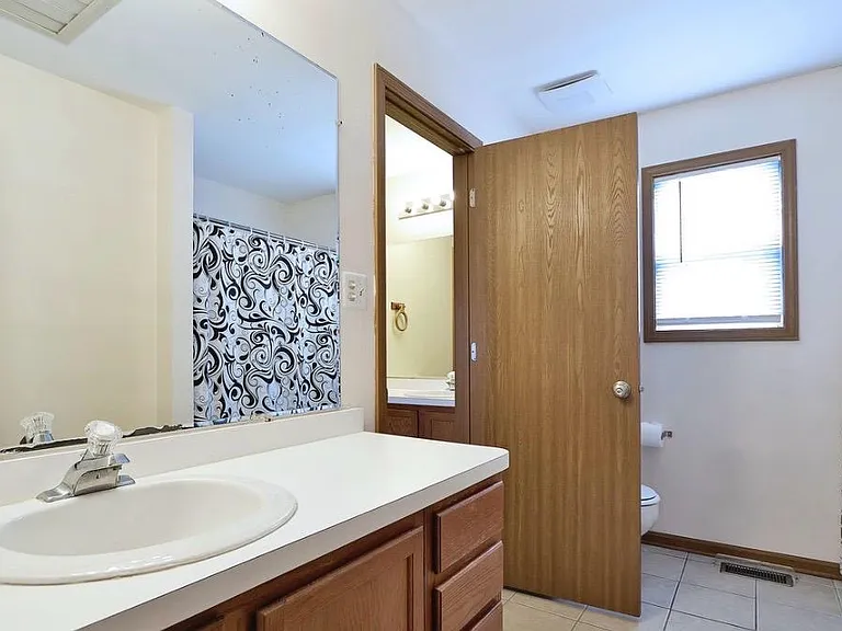 402 S Frontenac St — Photo 15