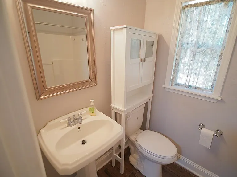 1682 Mayhew St — Photo 14