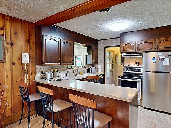 5th image of 286 Taylor Rd