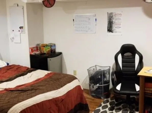 3117 Carlton Dr, Cedar Falls, IA 50613