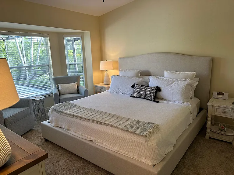 6654 Castlelawn Pl — Photo 8