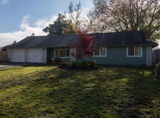 662 Prairie Ct, Central Point, OR 97502
