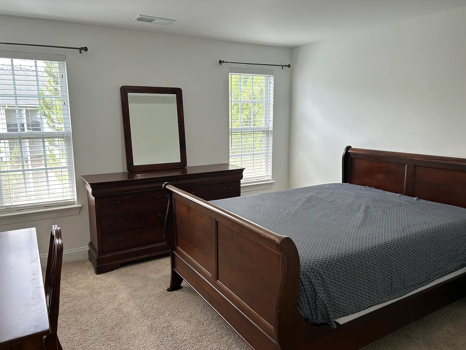 Park Pond Dr, Charlotte — Photo 2