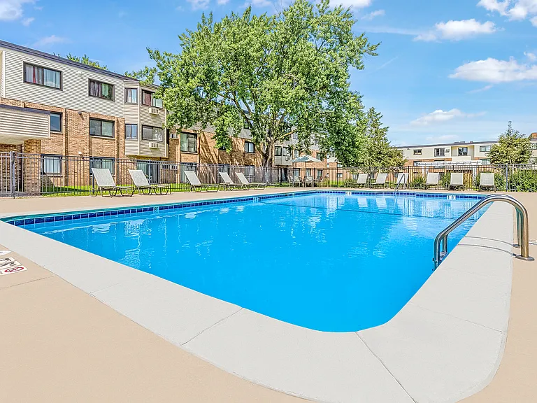 Ridgebrook Apartments — Photo 6