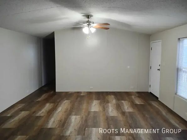 221 Riviera Courts Dr #221