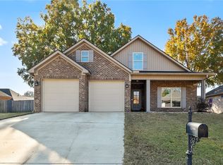 12484 Orchard Trce, Moundville, AL 35474
