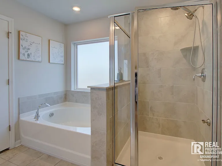 214 Honey Horn Dr — Photo 19