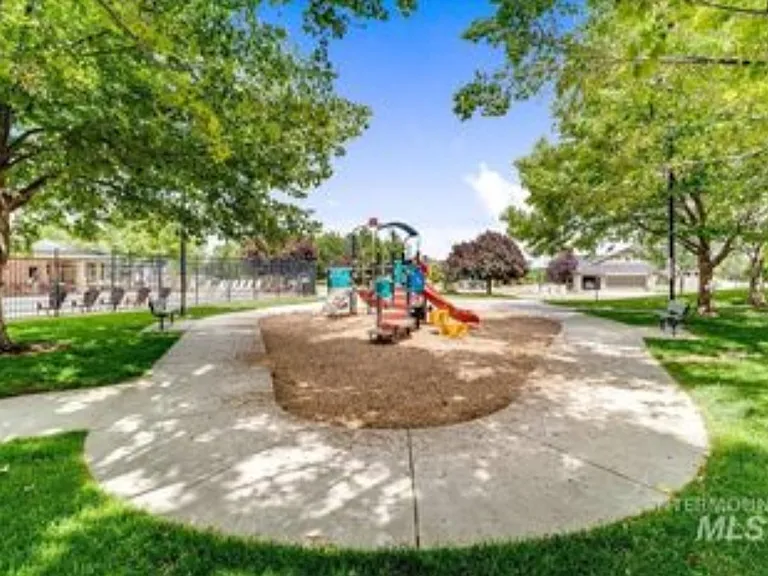 15035 Veraison Pl — Photo 31