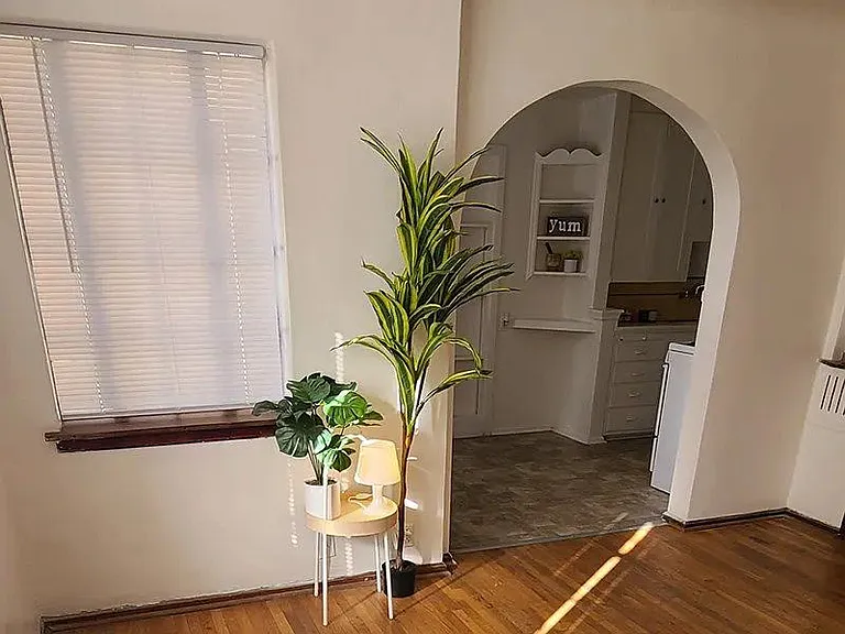 Barbara Worth living area