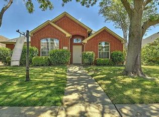 8232 Spring Ridge Dr, Plano, TX 75025