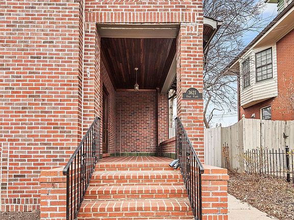 3rd image of 3621 Utah Pl