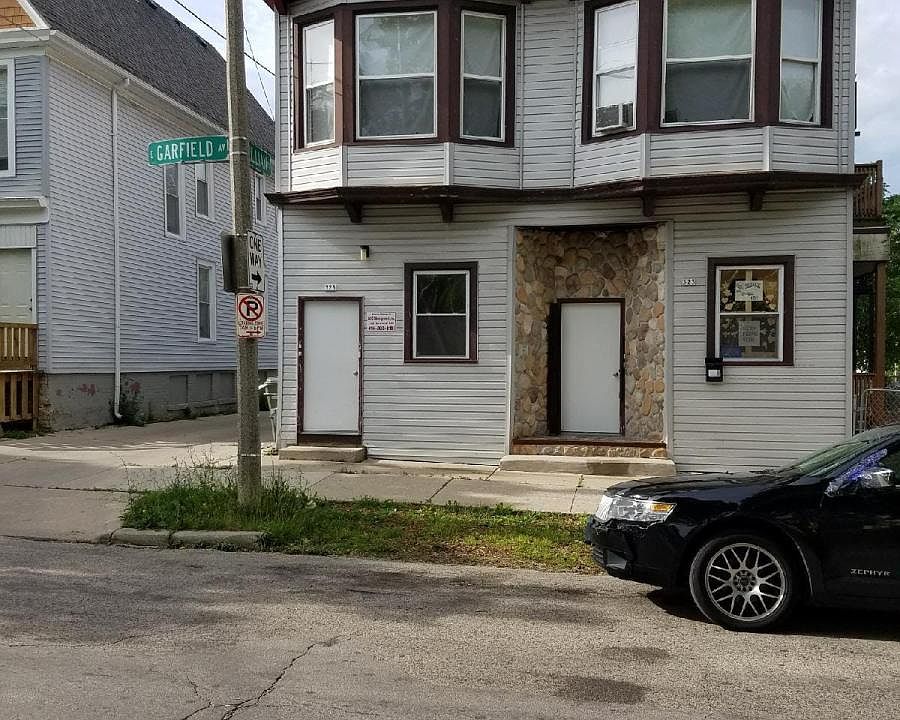 1st image of 325 E Garfield Ave