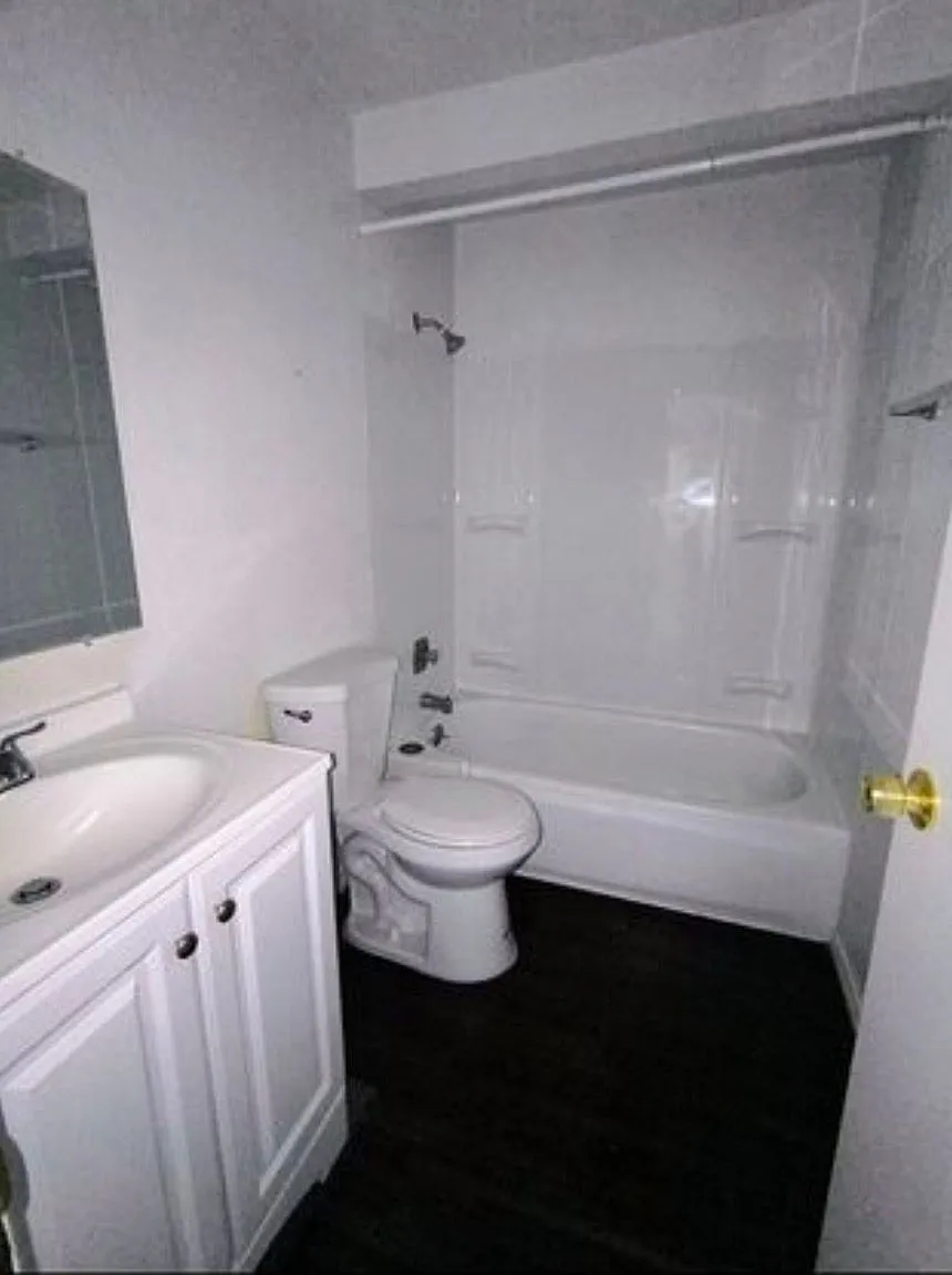 2 Bed 1 bath Apartment at the heart of Roseburg near to schools and hospitals — Photo 2