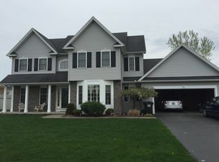 256 Whispering Pines Cir, Rochester, NY 14612