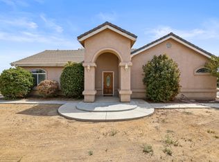 23612 Road 196, Lindsay, CA 93247