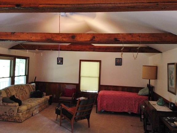 3rd image of 295 Heron Ln