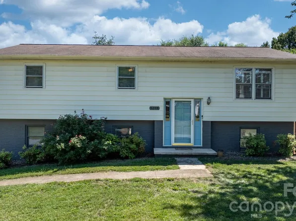 5208 W Piedmont Cir, Conover, NC 28613