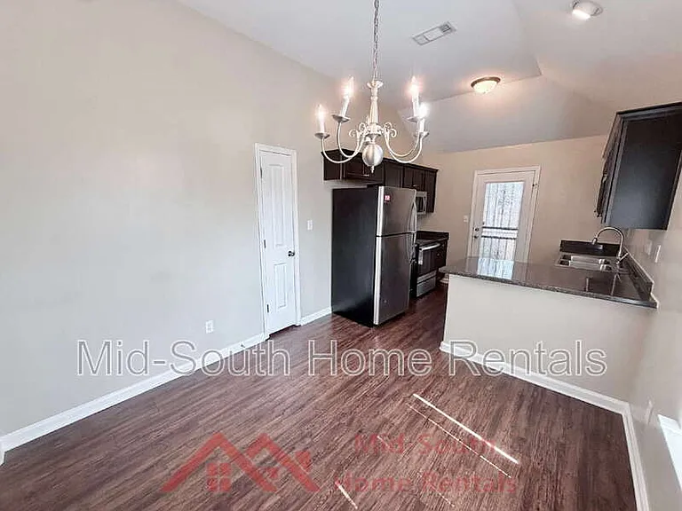 5626 Tulip Tree Dr — Photo 10