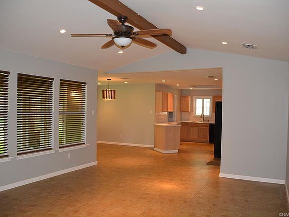 4th image of 3914 Parkway Dr