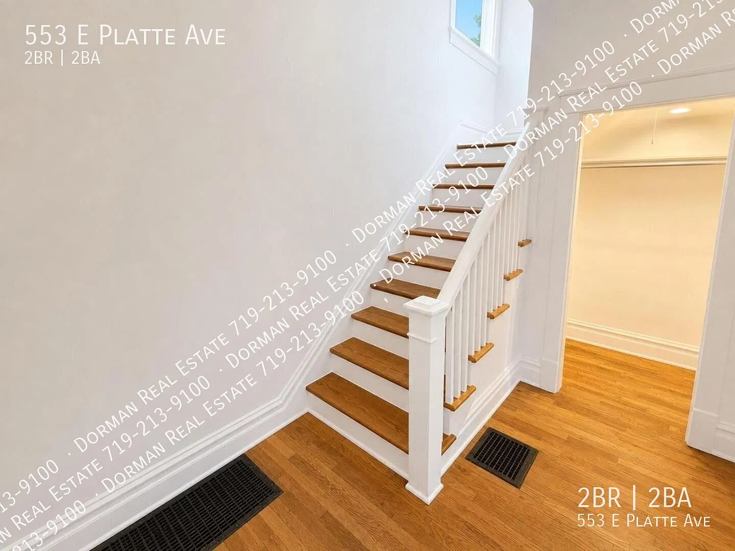 Beautiful 2 Bedroom Victorian Home in Downtown Colorado Springs! — Photo 4
