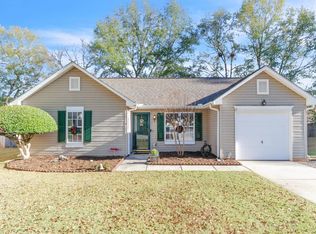 17 Oxbow Ct, Simpsonville, SC 29680
