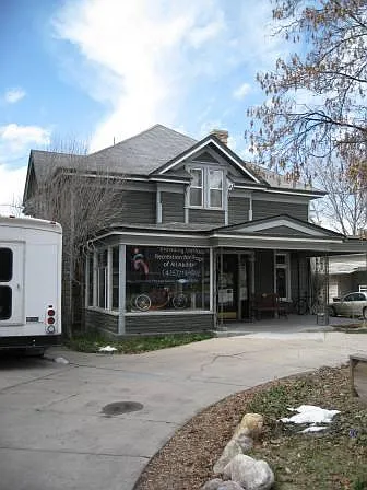 335 N 100 E — Photo 2