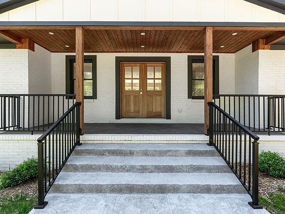 2nd image of 204 Woodfield Ave