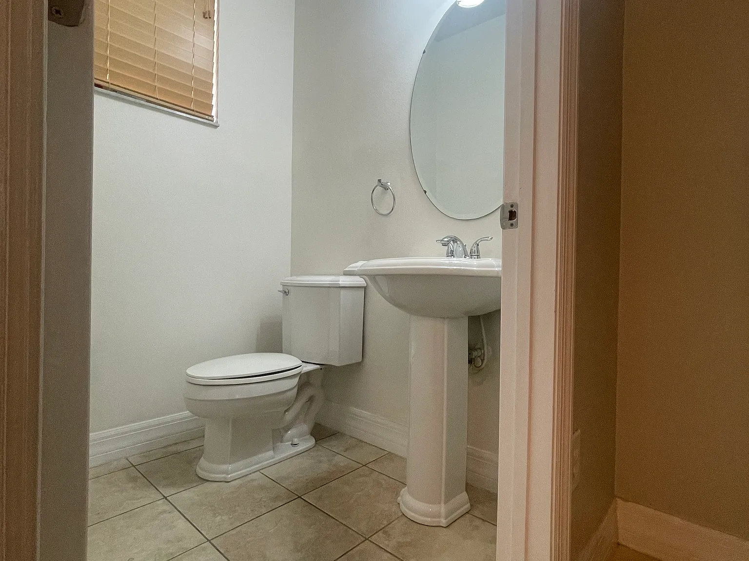 3 bed, 2.5 bath, 1781 sqft, $2,150 — Photo 4