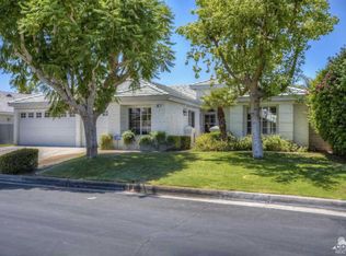 63 E Sutton Pl, Palm Desert, CA 92211