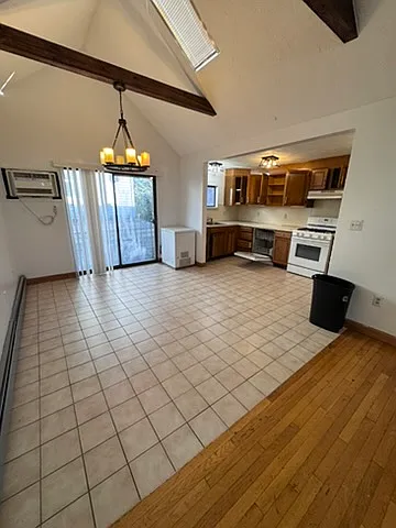 3 bed, $3,300 — Photo 3