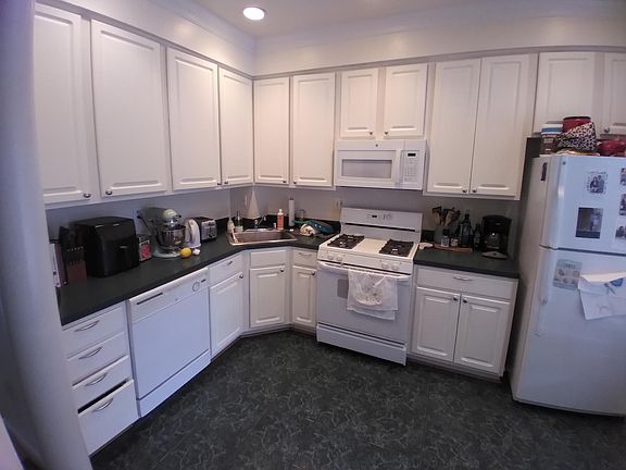 5th image of 4109B Lee Hwy #B