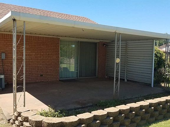 2nd image of 3328 Highland Dr