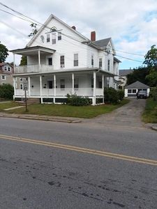20 N Main St, Webster, MA, 01570