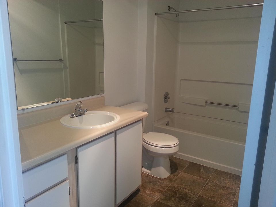1st image of 1001 Lincoln St APT E201