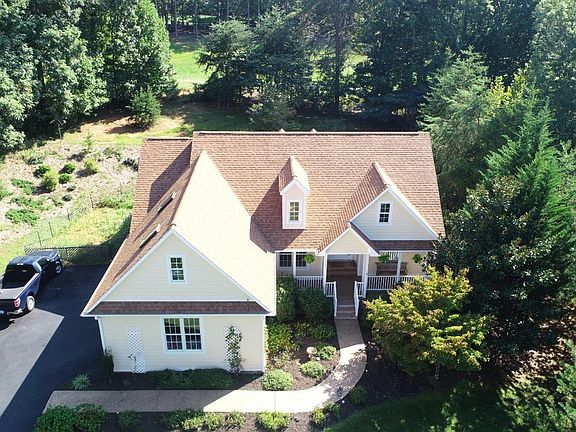 3rd image of 1131 Whitetail Dr