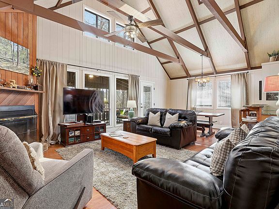 11th image of this home